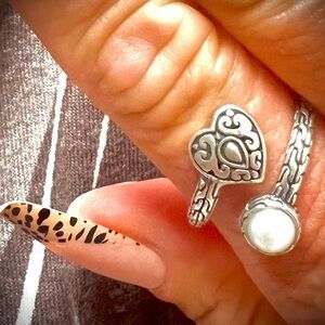 Elegant Silver Heart and Pearl Ring 💞